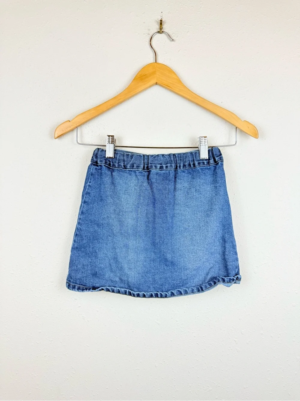 Tommy Bahama Kids Girls Denim Ruffle Mini Skirt Size Medium NWT